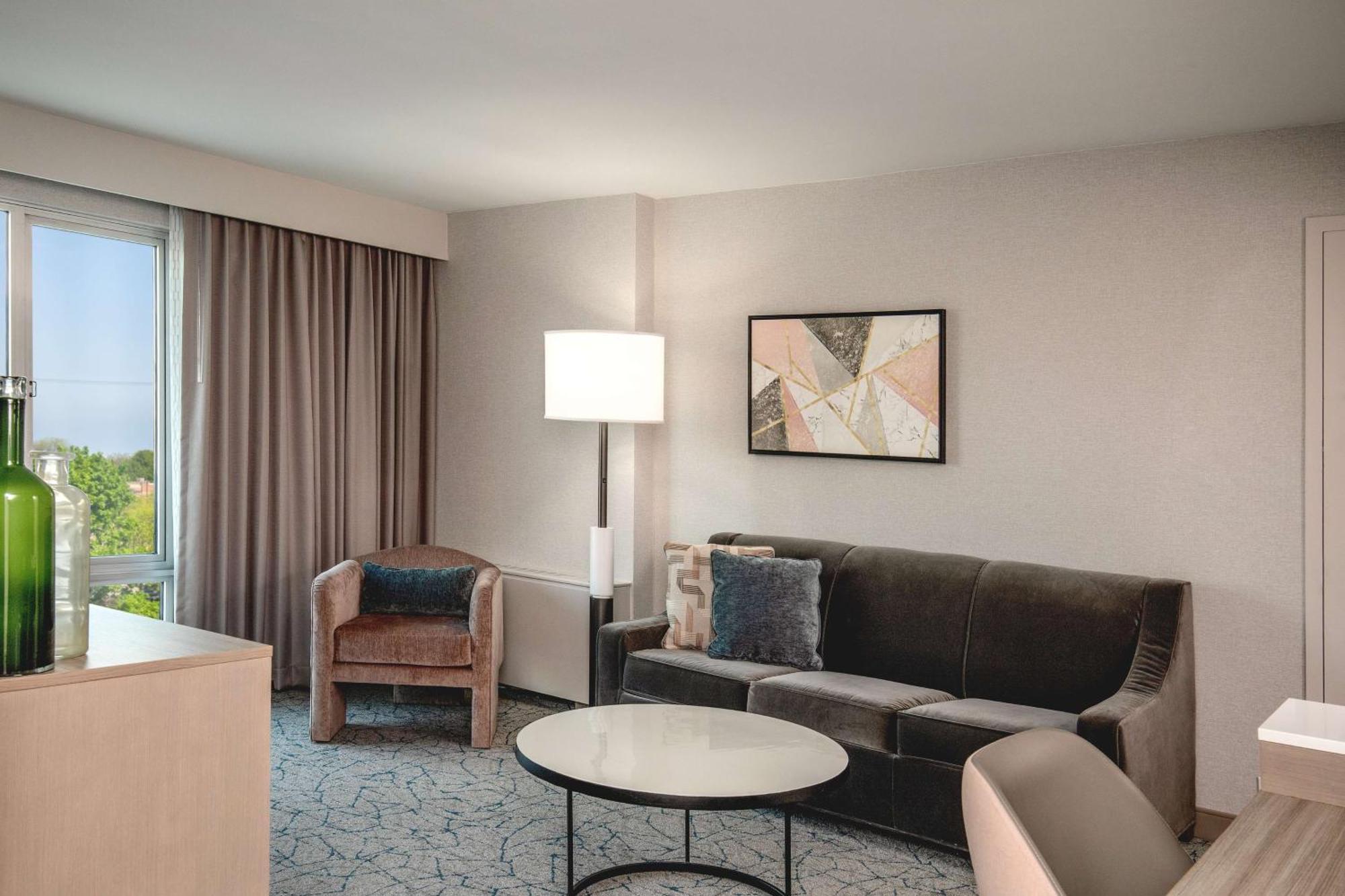 Doubletree By Hilton Hotel And Conference Center Chicago North Shore Skokie Zewnętrze zdjęcie