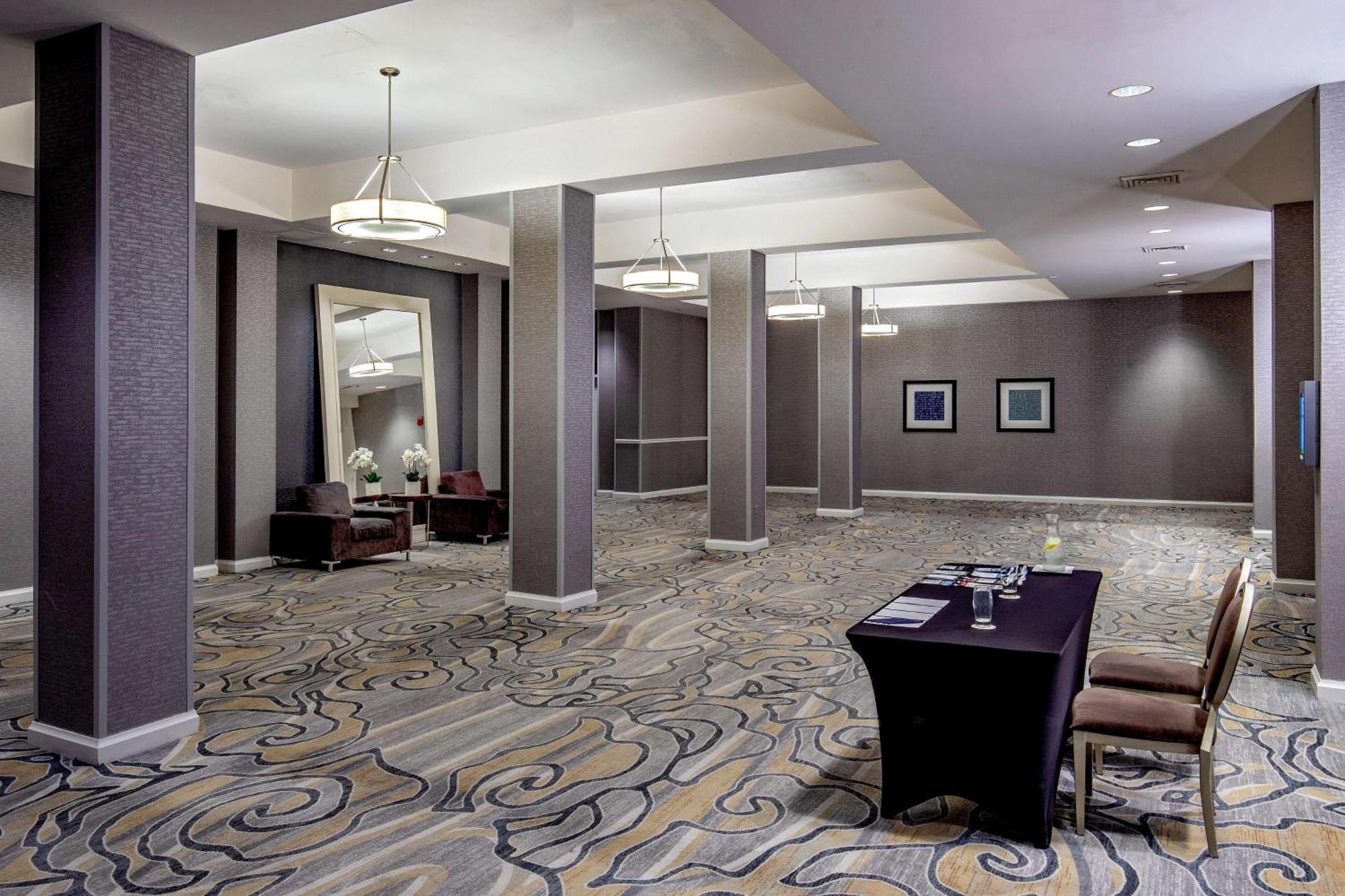 Doubletree By Hilton Hotel And Conference Center Chicago North Shore Skokie Zewnętrze zdjęcie